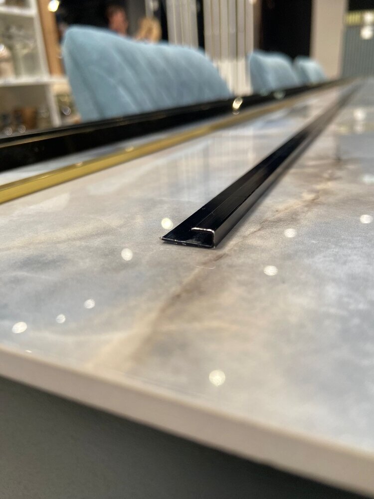 Eindprofiel tbv. PVC Wandpanelen - Zwart - Afbeelding 2